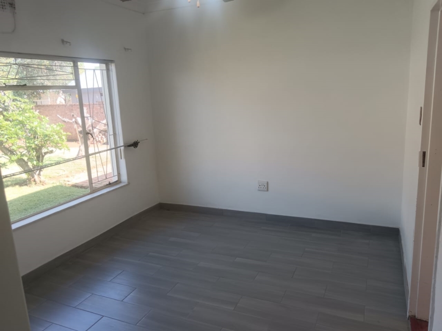 3 Bedroom Property for Sale in Heuwelsig Northern Cape